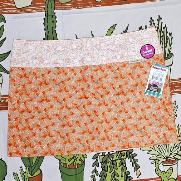 SWEET SPOT | NWT! REVERSIBLE\ADJUSTABLE ATHLETIC WALKING SKIRT -FITS SIZ… - Picture 3 of 14